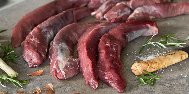 Lyxlådan med svenskt viltkött från Gläntans upplagt för tillagning
